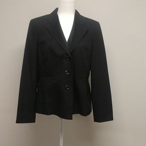 Le Suit 3-Button Black Suit Jacket